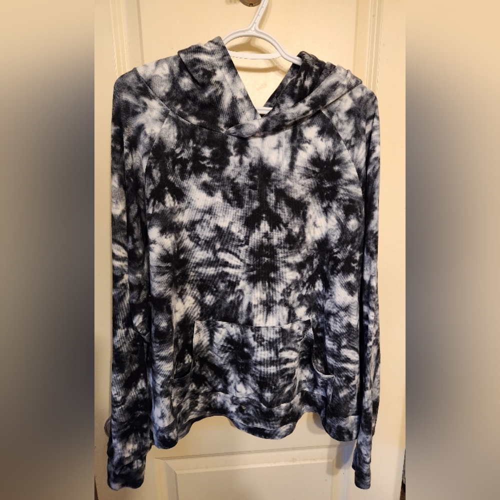 Pull over hoody